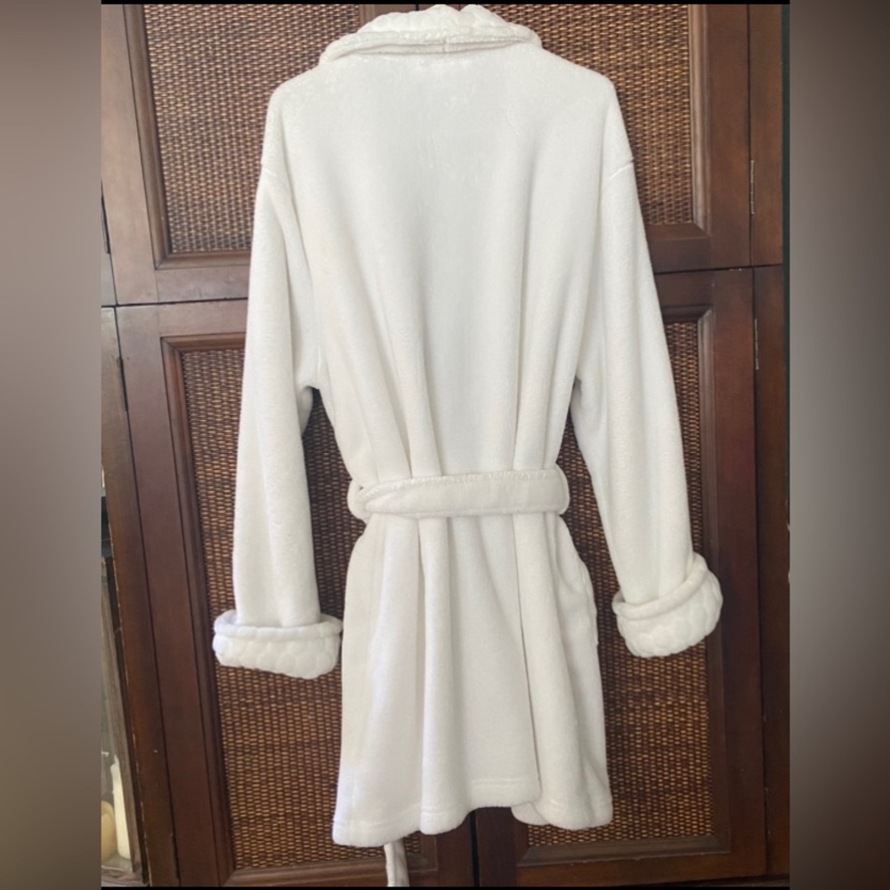 Croft & Barrow White Short Fleece Robe XL - Picture 2 of 8